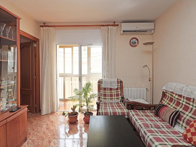 Piso en venta en Hospitalet de Llobregat L´, Sanfeliu. Pisos Hospitalet de Llobregat.