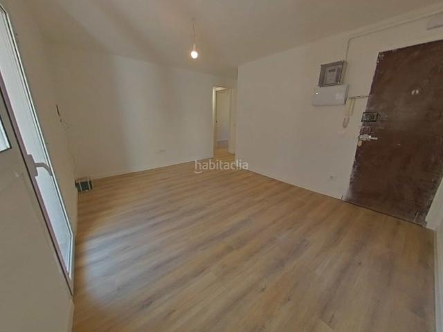 Piso en venta en Hospitalet de Llobregat L´, Sant Josep. Vivienda reformada en rentabilidad con inquilino SANT JOSEP. Pisos Hospitalet de Llobregat.
