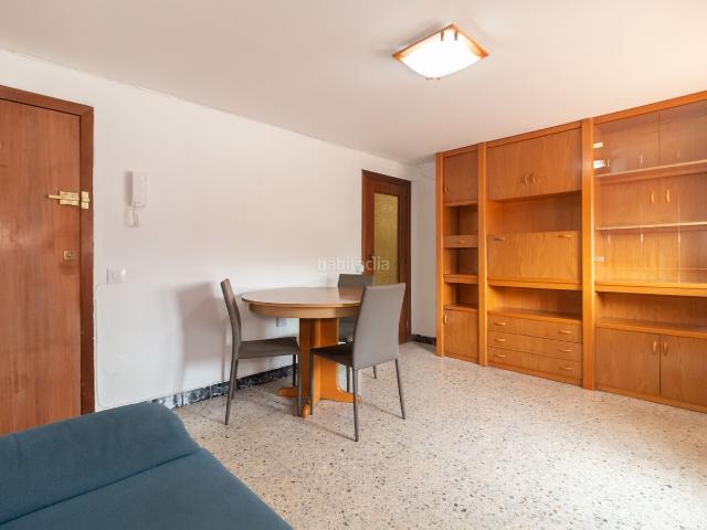 Piso en venta en Hospitalet de Llobregat L´, Sant Josep. Exterior y luminoso piso. Pisos Hospitalet de Llobregat.