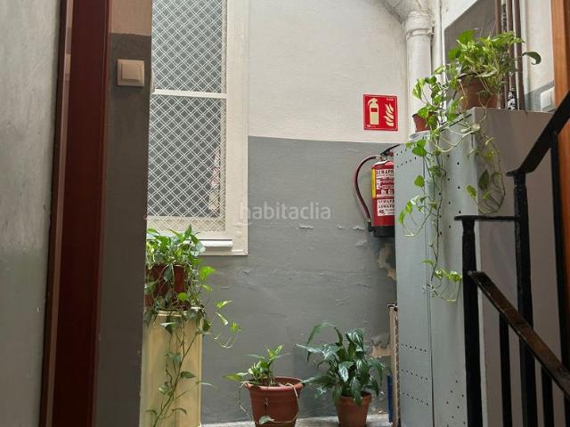 Piso en venta en Hospitalet de Llobregat L´, Sant Josep. PISO sin pisiblidad de VISITA, Terraza de 40 m2. Pisos Hospitalet de Llobregat.