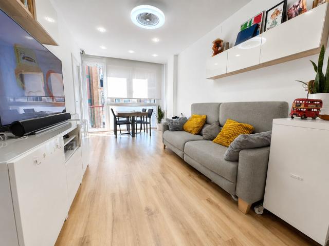 Piso en venta en Hospitalet de Llobregat L´, Sant Josep. Pisos Hospitalet de Llobregat.