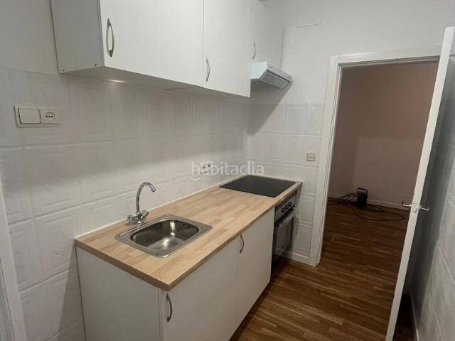 Piso en venta en Hospitalet de Llobregat L´, Santa Eulàlia. BUEN PISO PARA ENTRAR A VIVIR BUEN PRECIO. Pisos Hospitalet de Llobregat.