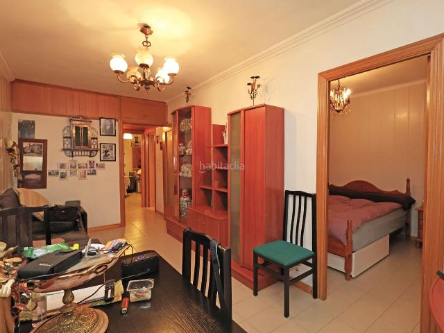 Piso en venta en Hospitalet de Llobregat L´, Santa Eulàlia. Contáctame por WhatsApp Azul Pisos Hospitalet de Llobregat.