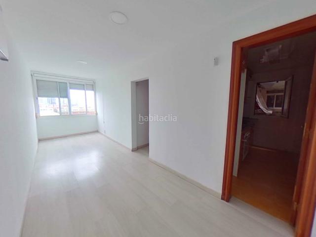 Piso en venta en Hospitalet de Llobregat L´, Santa Eulàlia. HOSPITALET DE LLOBREGAT. Pisos Hospitalet de Llobregat.