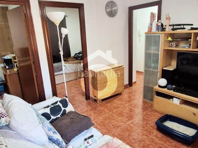 Piso en venta en Hospitalet de Llobregat L´, Santa Eulàlia. Piso en venta en General Prim. Pisos Hospitalet de Llobregat.