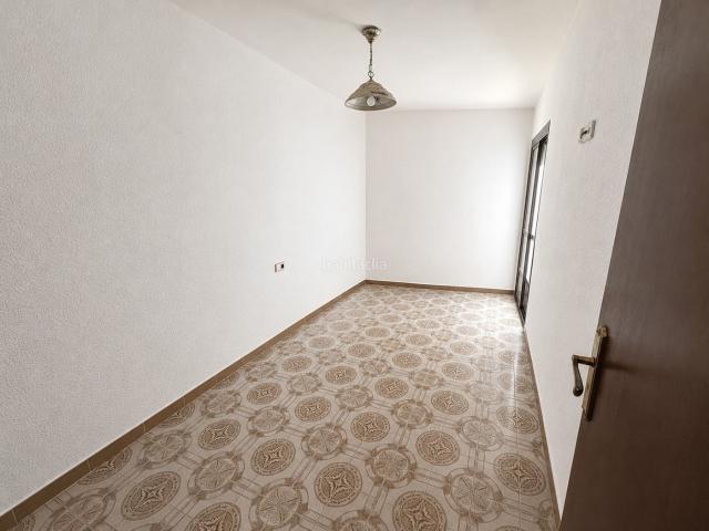 Piso en venta en Hospitalet de Llobregat L´, Pubilla Cases. Oportunidad en la Zona!. Pisos Hospitalet de Llobregat.
