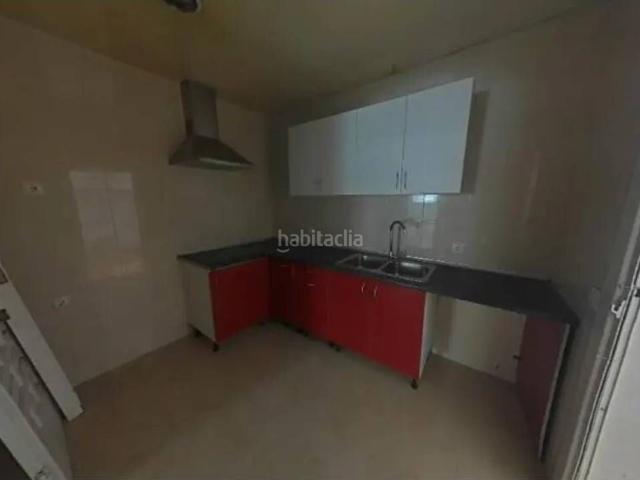 Piso en venta en Hospitalet de Llobregat L´, Pubilla Cases. Piso ALQUILADO en venta en calle Floridablanca. Pisos Hospitalet de Llobregat.
