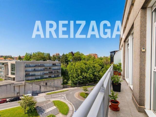 Piso en Venta en Ibaeta