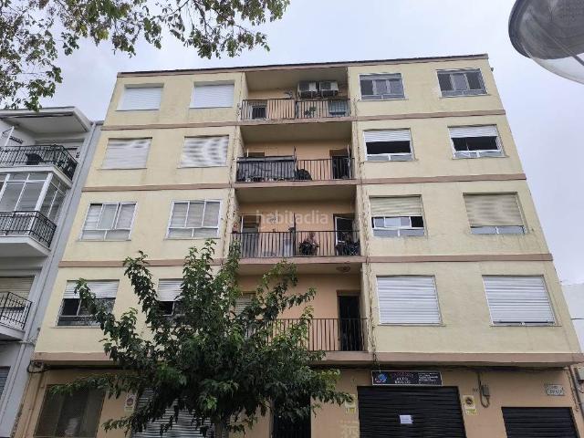 Piso en venta en Ibi. piso zona cerca centro. Pisos.