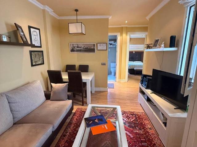 Piso en Venta en Ibiza de Madrid