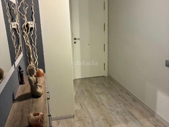 Piso en venta en Igualada, Centre. Piso con ascensor completamente reformado cerca del centro de Iguada. Pisos.