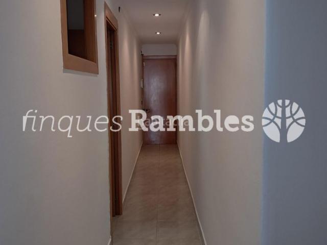 Piso en venta en Igualada, Llevant. Piso en venta a Igualada zona mercat la Masuca. Pisos.