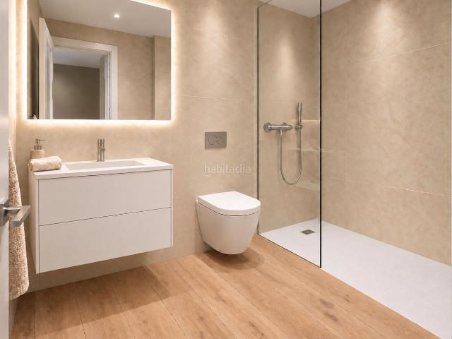 Piso en venta en Igualada, Ponent Set Camins. HABITATGE DOBRA NOVA AMB PISCINA, PÀDEL I GIMNÀS. Pisos.