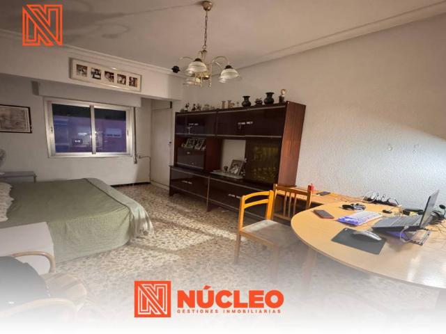 Piso en Venta en Infante Juan Manuel