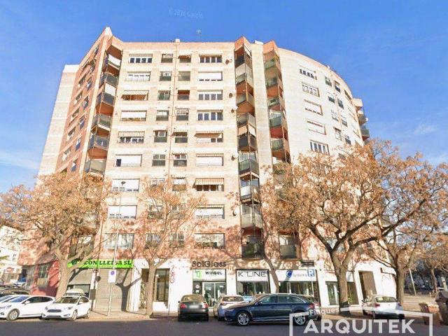 Piso en Venta en Instituts Universitat