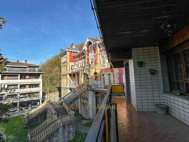 Piso en venta en Irura. Magnífico piso en venta en Irura Amplio, luminoso y con gran potencial. Pisos.