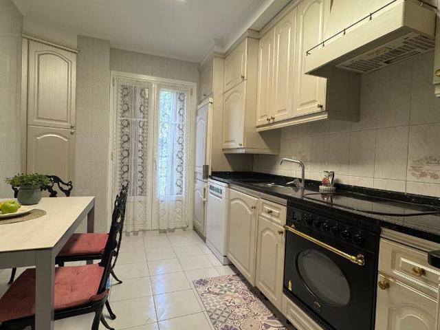 Piso en Venta en Irura