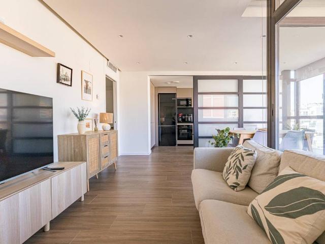 Piso en Venta en Juan Carlos I