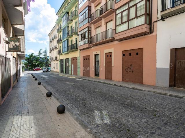 Piso en venta en Jaca, Casco Antiguo Ciudadela. Tu refugio en el centro de Jaca piscina, garaje y vistas a Peña Oroel. Pisos.
