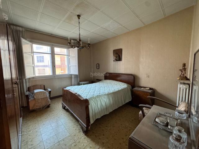 Piso en venta en Jaca, Centro Llano Samper. Piso en venta en avenida Zaragoza, 7. Pisos.