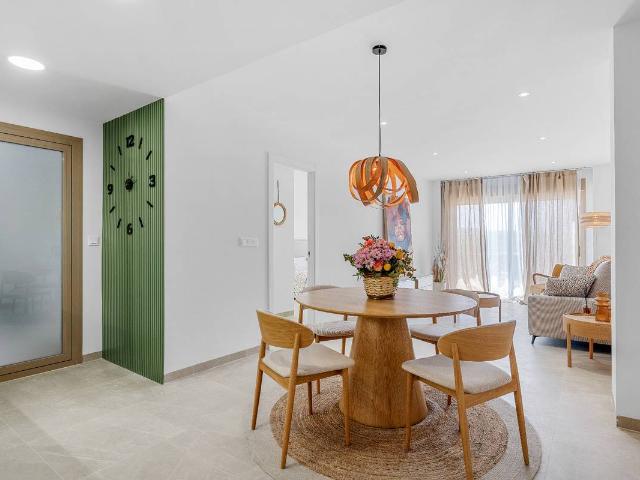 Piso en Venta en Jacarilla