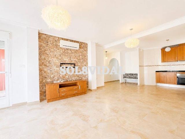 Piso en Venta en Jacarilla
