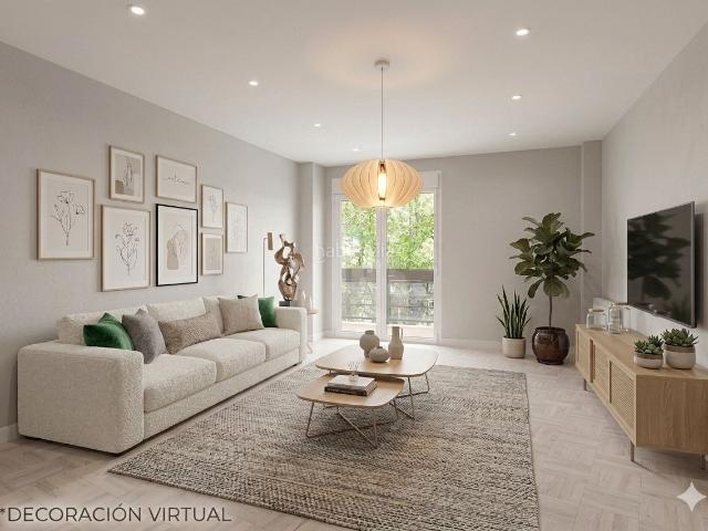 Piso en venta en Jaén, Avda de Madrid Pº de la Estación. Piso en Venta en el Paseo de la Estación ¡Tu nuevo hogar te espera!. Pisos.