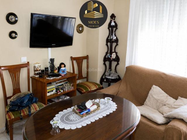 Piso en venta en Jaén, Hospital. Piso en venta en Avda. Andalucía, 4 dormitorios. Pisos.