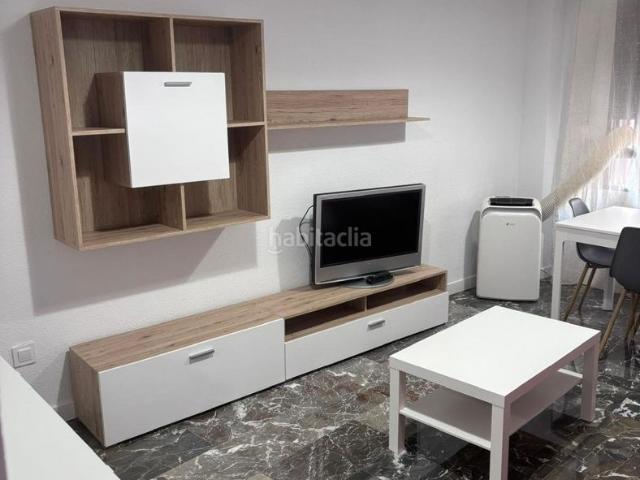 Piso en venta en Jaén, San Bartolomé Millán de Priego. Piso en venta en Hospital General, 2 dormitorios. Pisos.
