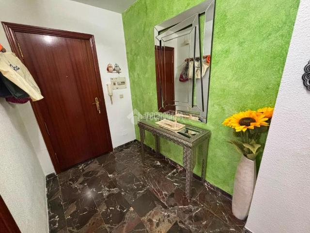 Piso en venta en Jaén, San Ildefonso Catedral. Piso en venta en Jaén. Pisos.