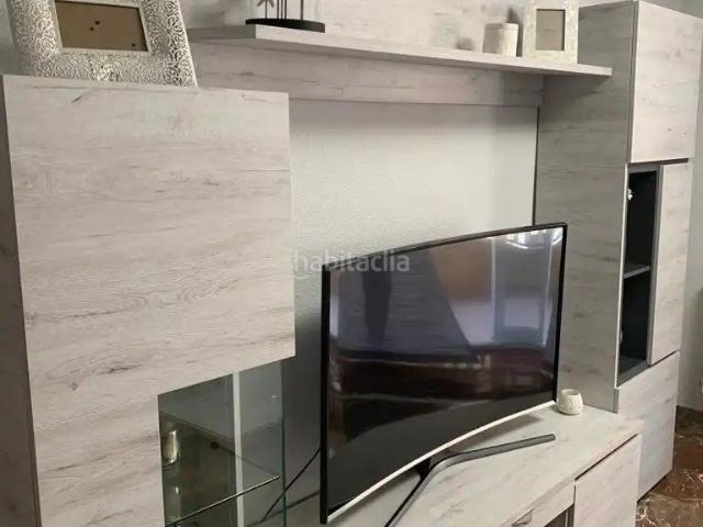 Piso en venta en Jaén, Valdeastillas Fuentezuelas. Fantástico piso en Residencial Fontanar totalmente reformado en Jaén. Pisos.