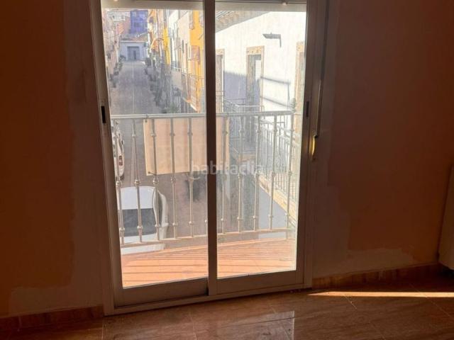 Piso en venta en Jamilena. Piso en venta en Jamilena, 3 dormitorios. Pisos.