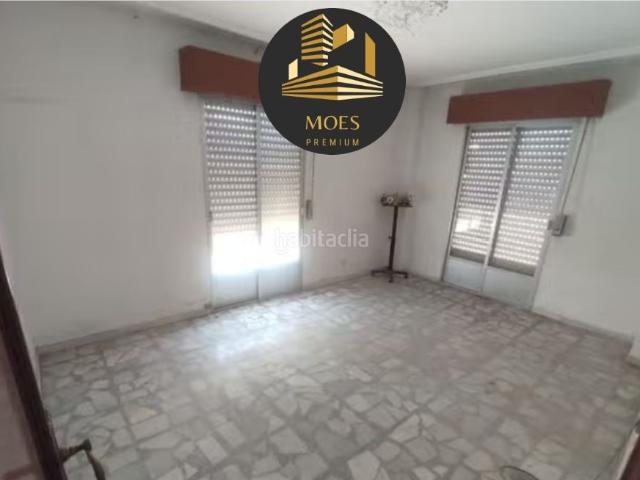 Piso en venta en Jamilena. Piso en venta en Jamilena, 4 dormitorios. Pisos.