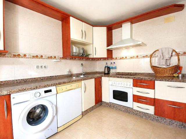 Piso en venta en Jerez de la Frontera, Santiago Coronación. PISO EN BDA LAS TORRES REFORMADO, CON ASCENSOR. Pisos Jerez de la.