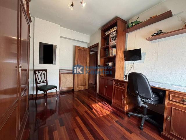 Piso en Venta en Kalero Basozelai