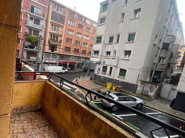 PISO EN VENTA EN KIRIKIÑO