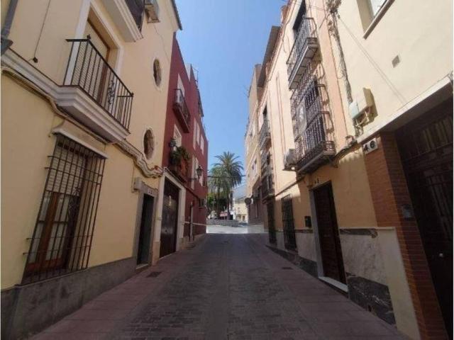 Piso en Venta en Lucena