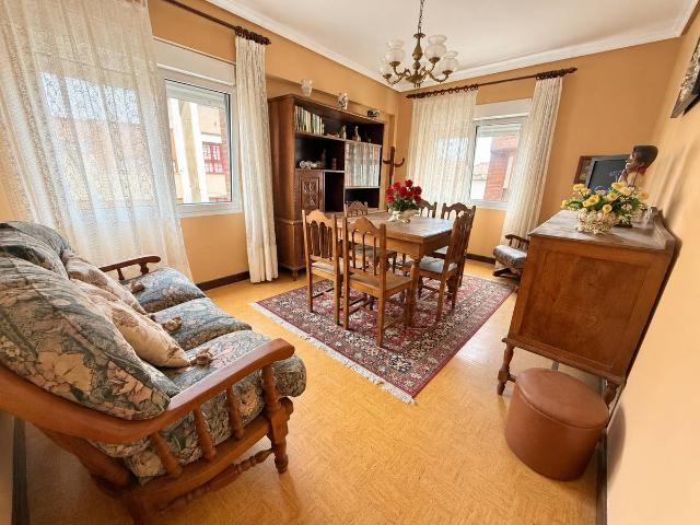 Piso en Venta en Luanco Aramar Antromero