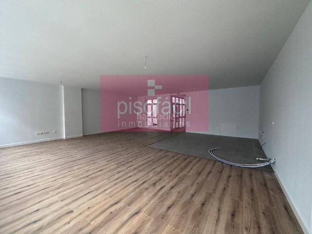 Piso en venta en Lugo, Centro Recinto Amurallado. En venta piso de tres dormitorios a estrenar en Calle de la Reina. Pisos.