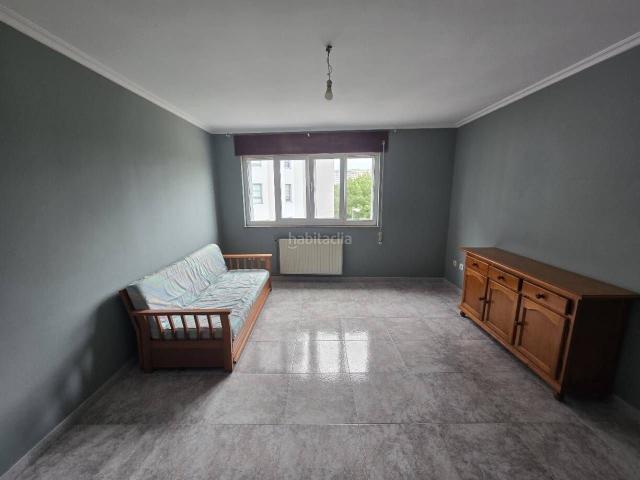 Piso en venta en Lugo, A Piriganlla Albeiros Garabolos. Piso Amplio en Rúa Illas Canarias. Pisos.