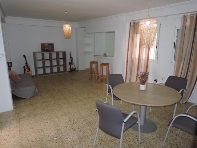 Piso en venta en la Malvarrosa de 1 habitación con balcón