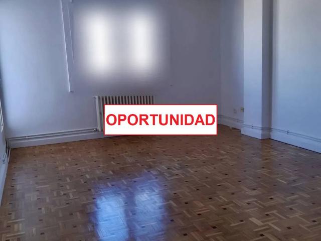 Piso en Venta en La Morería