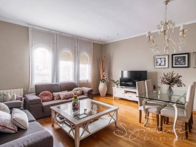 Piso en Venta en La Nova Esquerra de l'Eixample
