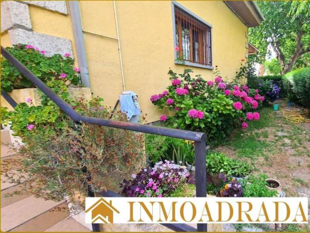 Piso en Venta en La Adrada