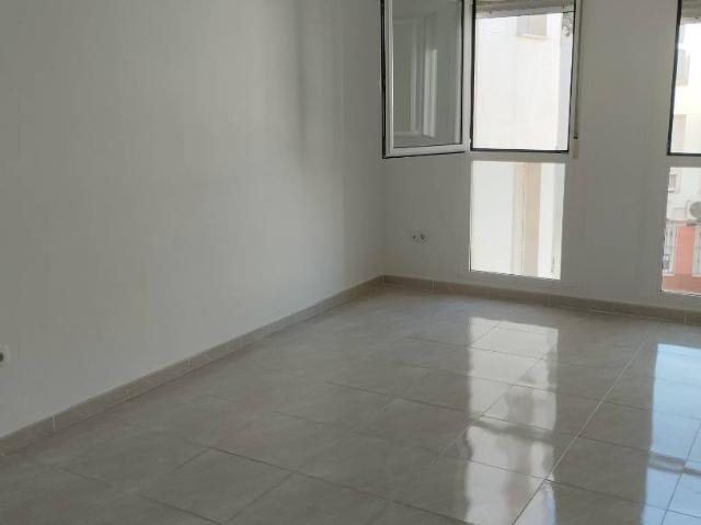 Piso en Venta en La Algaba