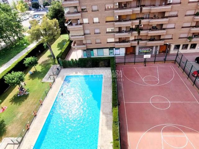 Piso en Venta en La Almozara