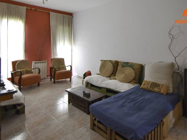 Piso en Venta en La Bisbal d'Empordà