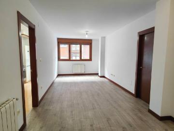 Piso en Venta en La Calzada