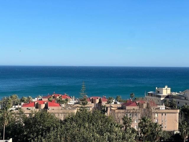 Piso en Venta en La Carihuela Los Nidos