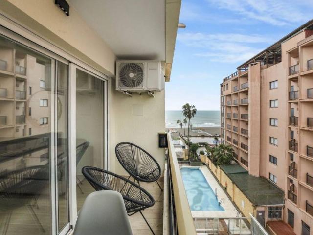 Piso en Venta en La Carihuela Los Nidos